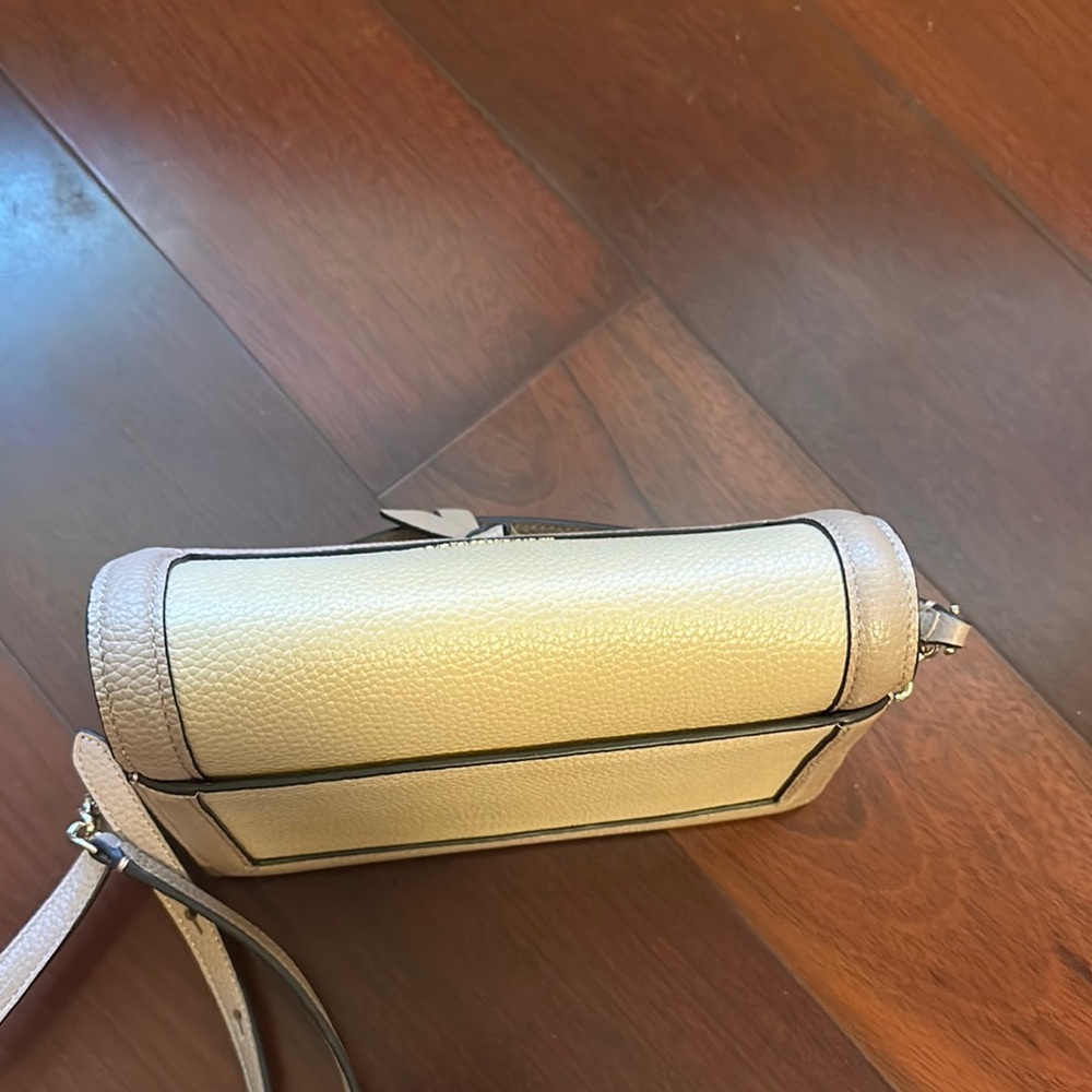 Kate Spade Cream and Tan Crossbody Bag with Tassel Detail - Picture 7 of 8